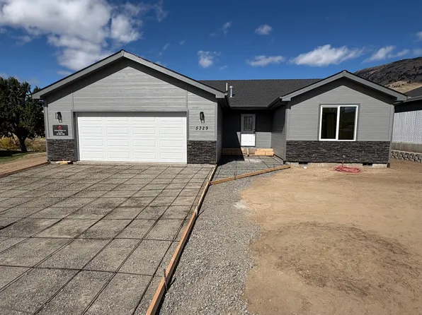 5329 Shalynn Ct, Klamath Falls, OR 97603