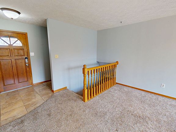 4th image of 2219 Polk St