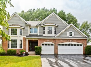 1354 Horizon Trl, Wheeling, IL 60090