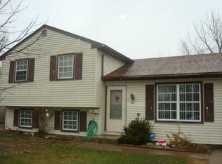 3813 Waldorf Dr, Toledo, OH 43611