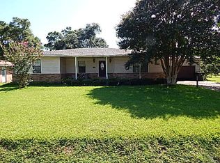 3019 Graves Ave, Groves, TX 77619