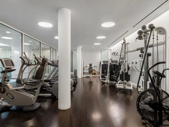 165 Charles Street image 15 of 17