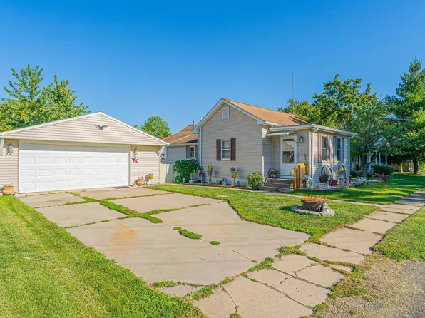 503 S Martin St, Atlanta, IL 61723
