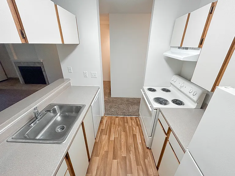 Stone Creek Apartments Beaverton — Photo 38