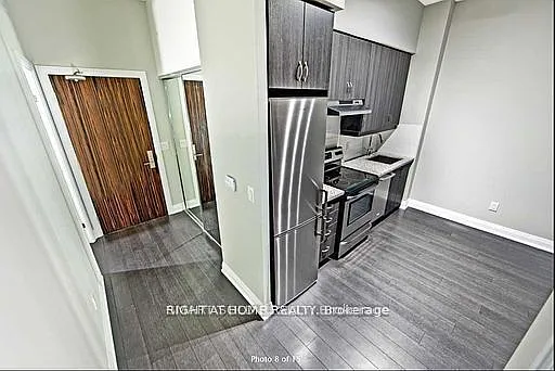 8763 Bayview Ave #813 — Photo 8