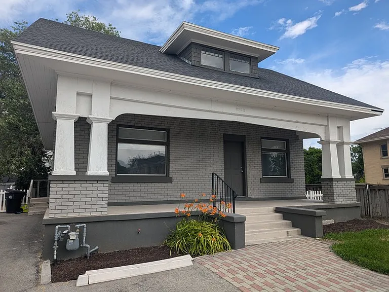 372 N 500 W #1 — Photo 1