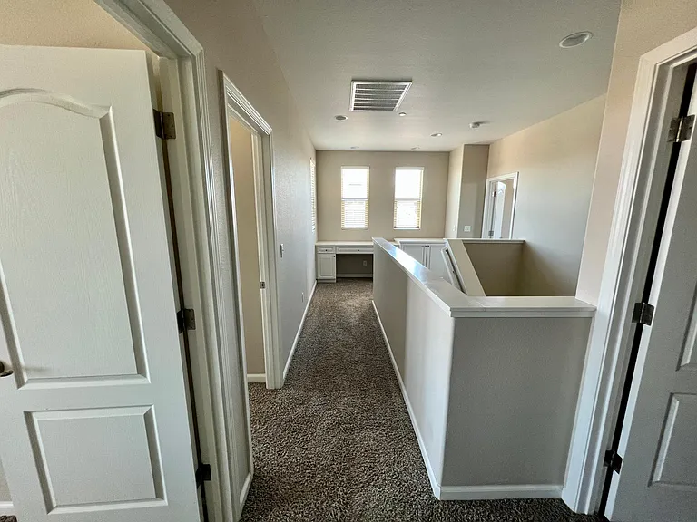 3558 Sussex Ave — Photo 13