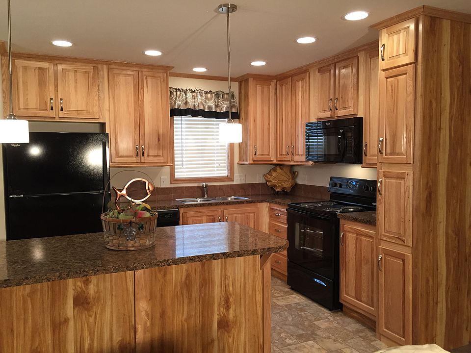 2nd image of 109 Oakton Ln