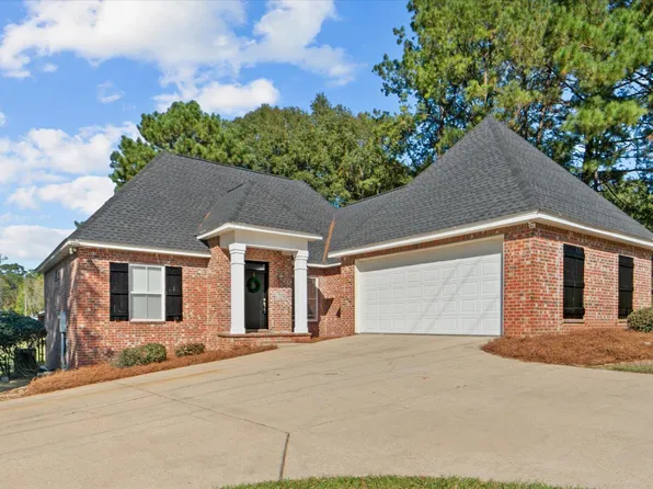 220 Jeffcoats Rd, Petal, MS 39465