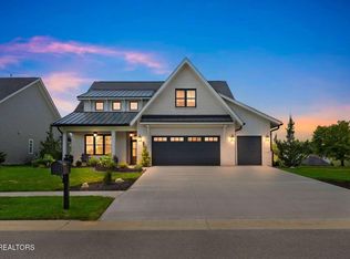 3498 Old Club Rd, Loudon, TN 37774