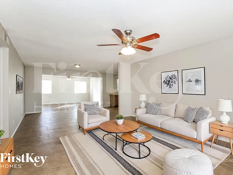5031 W Windrose Dr — Photo 4