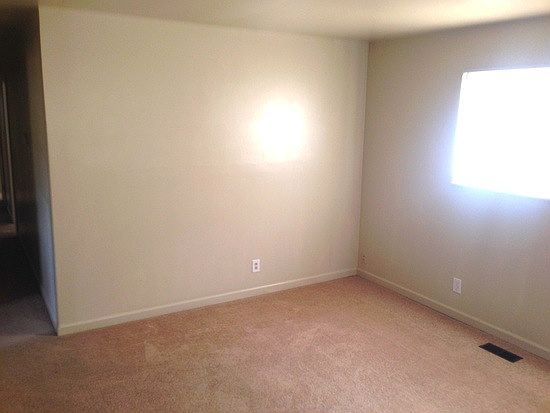 2nd image of 721 Auvergne Ave