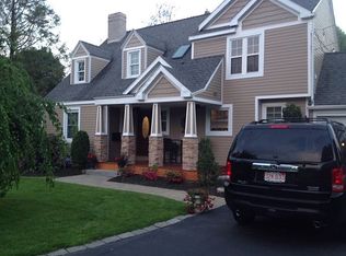 515 Salisbury St, Worcester, MA 01609