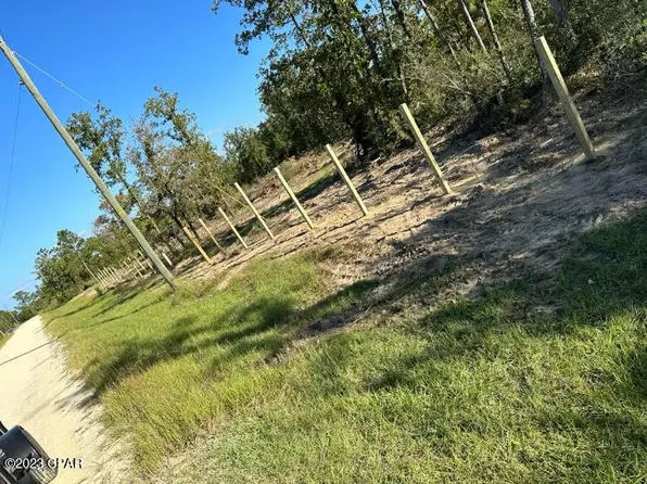 2097 NW Lake Lillian Rd, Fountain, FL 32438