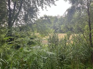 Rose City Rd, New Buffalo, MI 49117