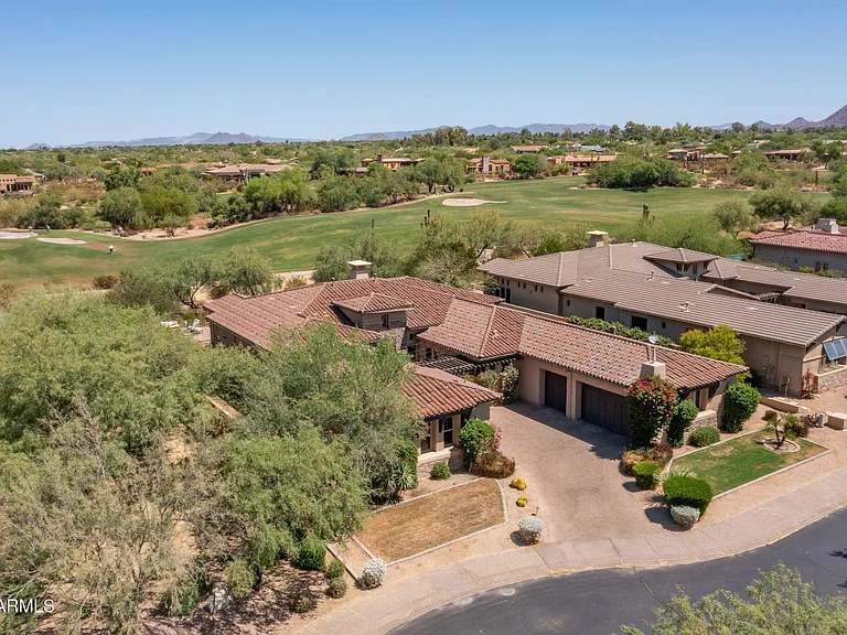 8184 E Wingspan Way — Photo 47