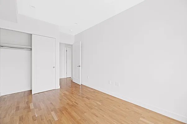 Rented by REAL New York | media 54