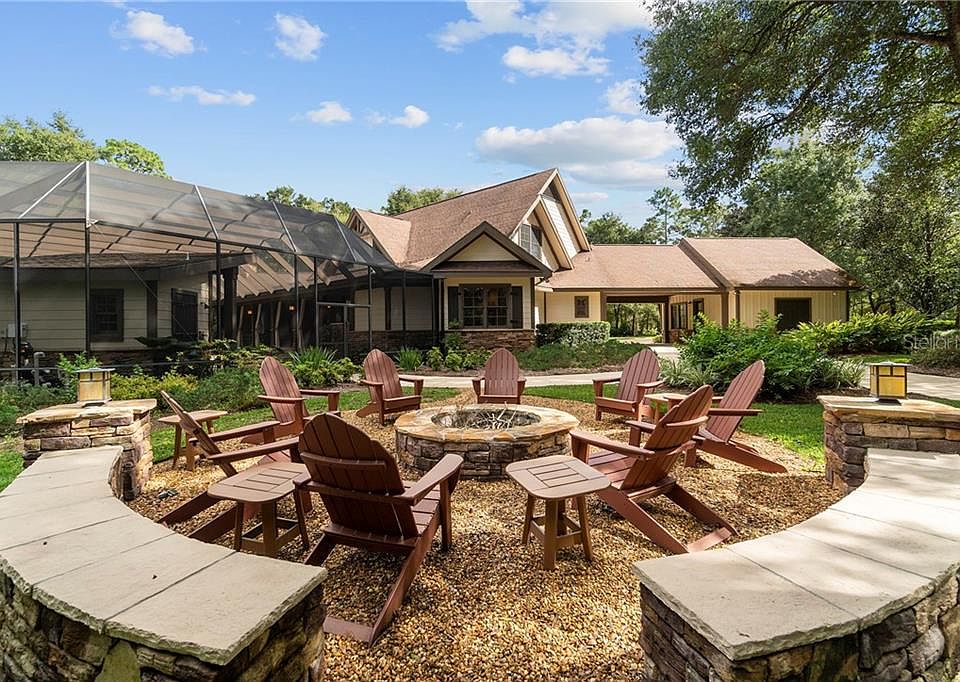 39537 Woodgate Ln, Lady Lake, FL 32159 | Zillow