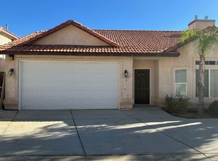 668 Clover Meadow Ct APT A, Bakersfield, CA 93308
