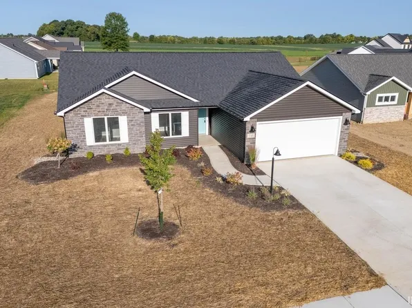 748 Waxwing Ct, Roanoke, IN 46783