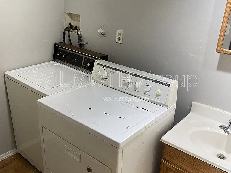 1106 N Gale St #3 — Photo 9