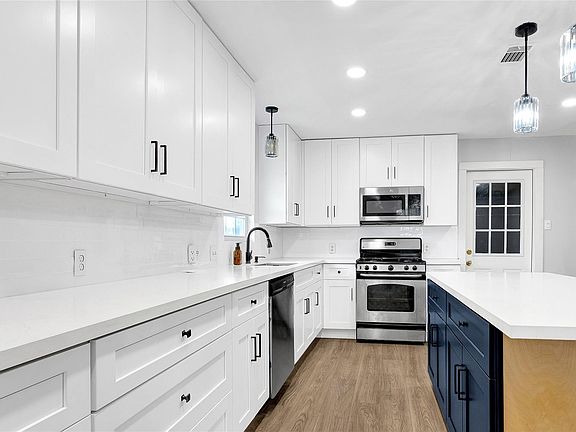 5th image of 3511 Knapp Rd