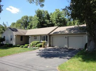 33 Elnora Dr, Worcester, MA 01606