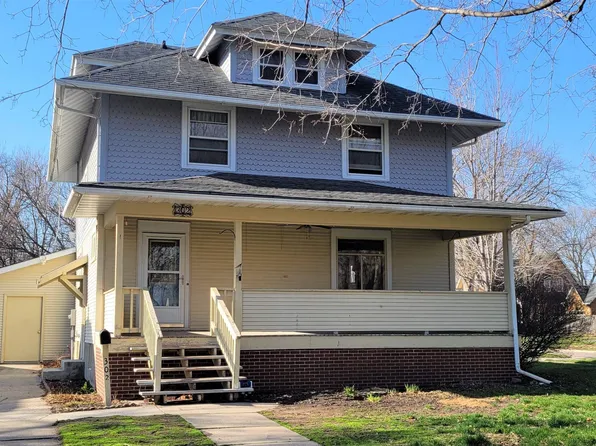 302 E College St, Algona, IA 50511
