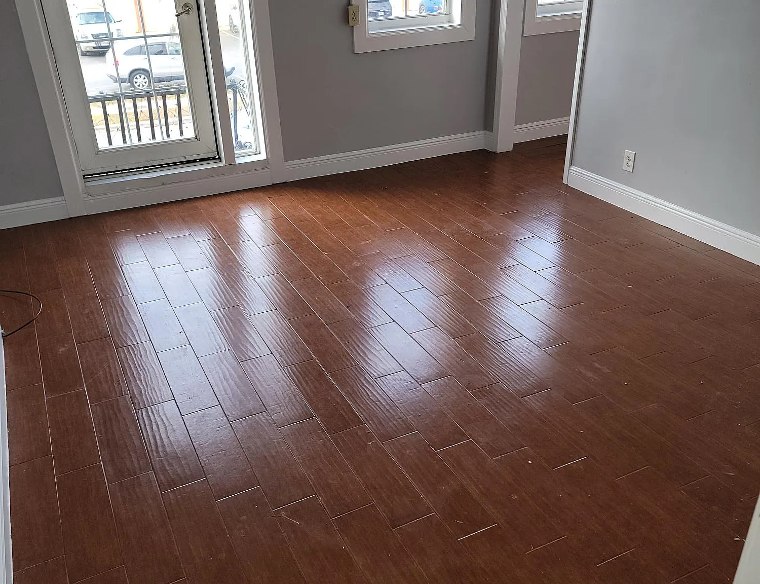 117 S Lake Ave — Photo 2