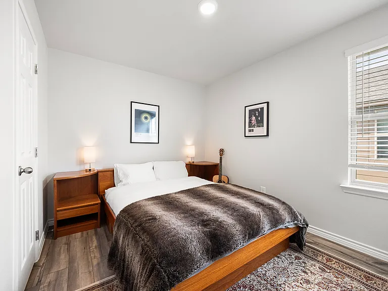 2321 Soothing St — Photo 4