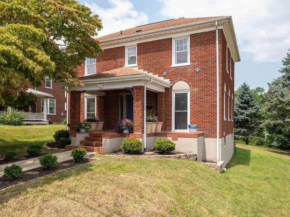 437 Florence Ave, Waynesboro, VA 22980