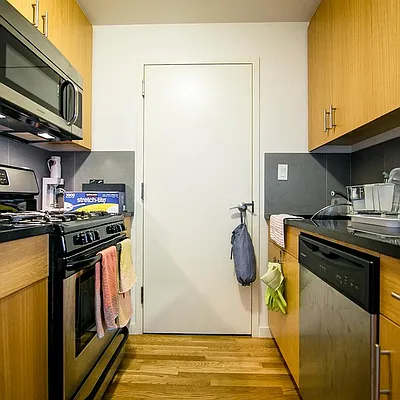 Rented by Nooklyn NYC LLC | media 41