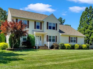 27 Teakwood Dr, Jackson, NJ