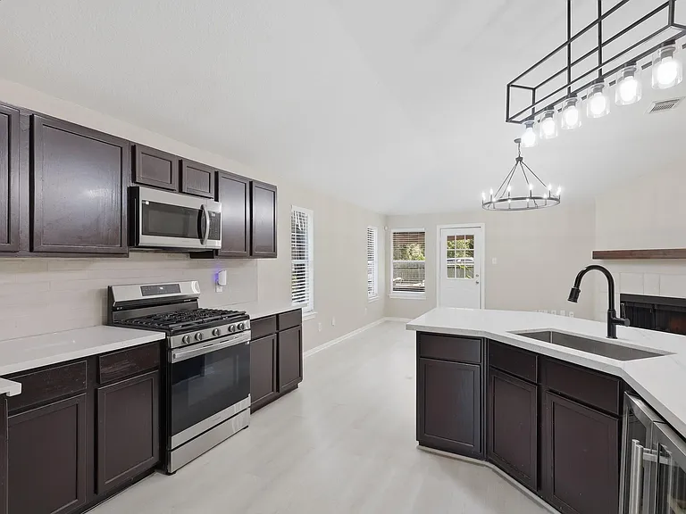 17003 Analisa Cir — Photo 11