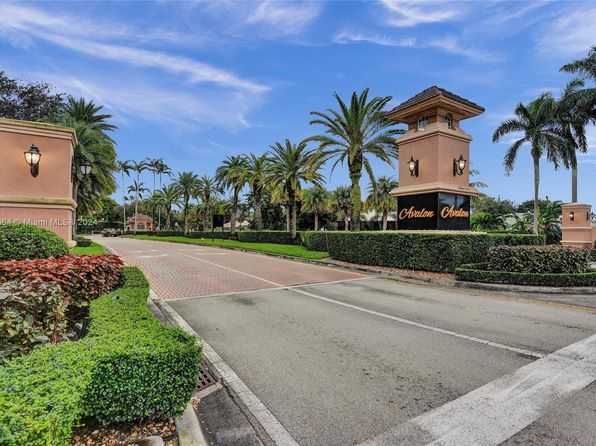 2143 SW 104th Ave, Miramar, FL 33025