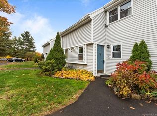 40 4th St APT 10, Ansonia, CT 06401