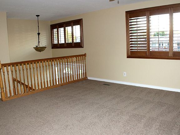 2nd image of 702 Fletcher Dr