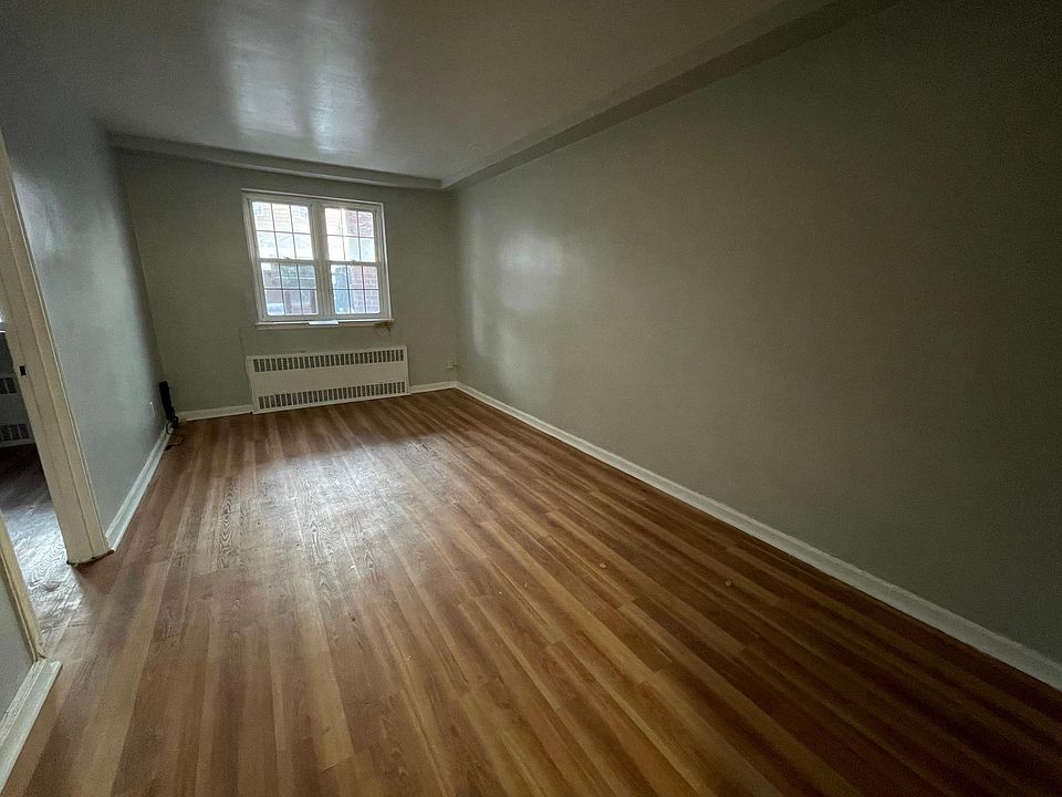 1st image of 1460 E 91st St #1