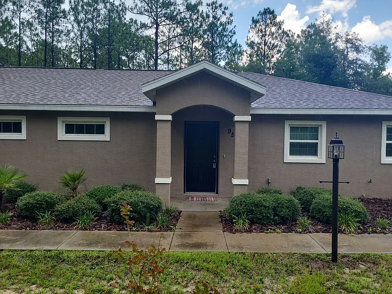 9531 N Travis Dr — Photo 2