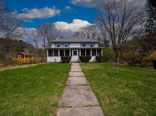 98-100 Steere Farm Rd, Burrillville, RI 02830