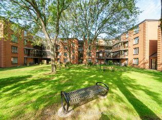 150 Wilson St W #314, Hamilton, ON L9G4E7