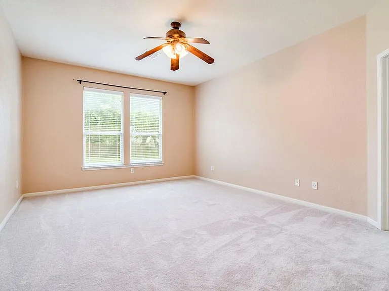 102 Trailridge Dr — Photo 14