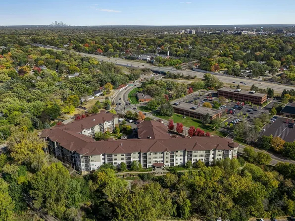 7100 Metro Blvd Unit 406, Edina, MN 55439