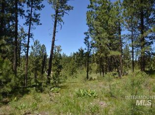 22 Silver Cloud Dr, Cascade, ID 83611