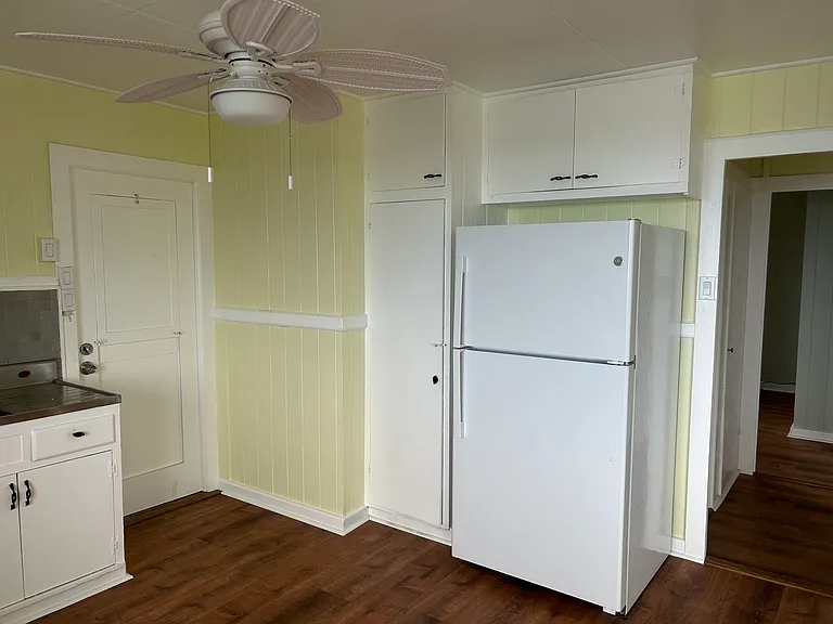 217 Haihai St — Photo 4