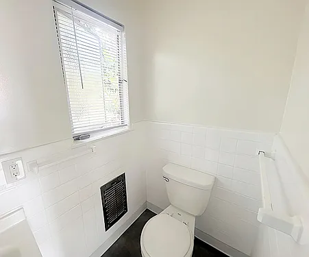470 S Mariposa Ave #7 — Photo 8