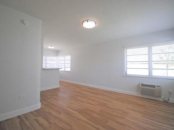 5th image of 7143 Bonita Dr APT 4