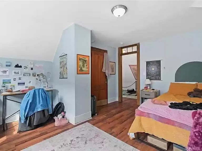 46 Foster St #2 — Photo 5