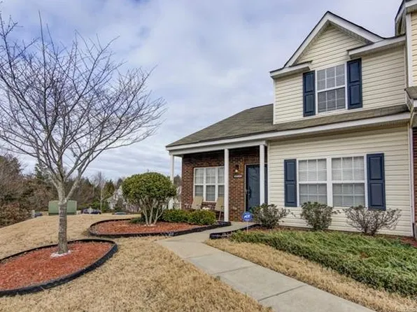 17131 Greenlawn Hills Ct, Charlotte, NC 28213