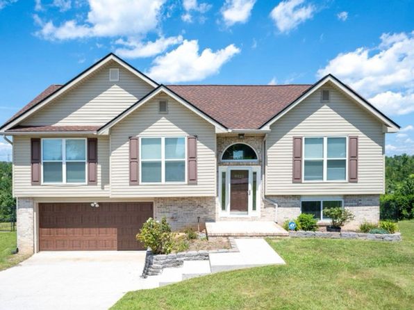 8325 Harvest Oak Ln